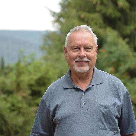 Monteurhaus-Arbeiterunterkunft Haus Markus Suhl Bagian luar foto